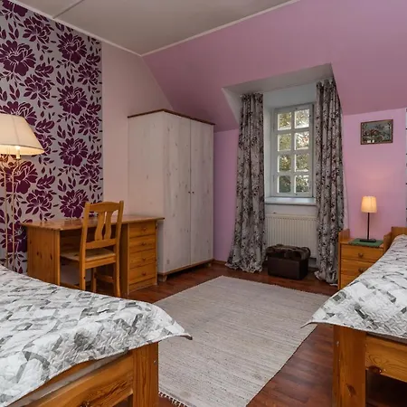 Pueha Vaimu Kuelalistemaja Guest house *