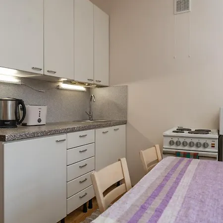Gasthof Pueha Vaimu Kuelalistemaja *